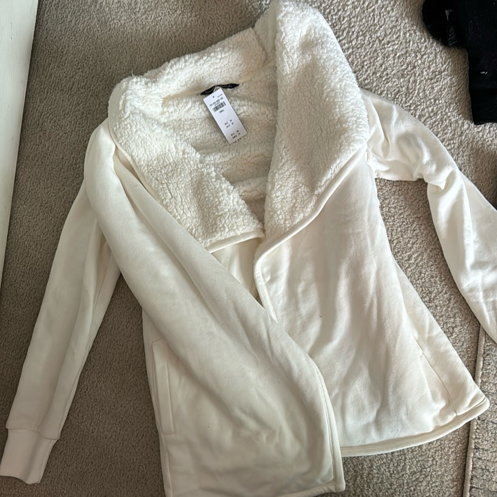 Abercrombie & Fitch cream jacket -new w/tags-Size S